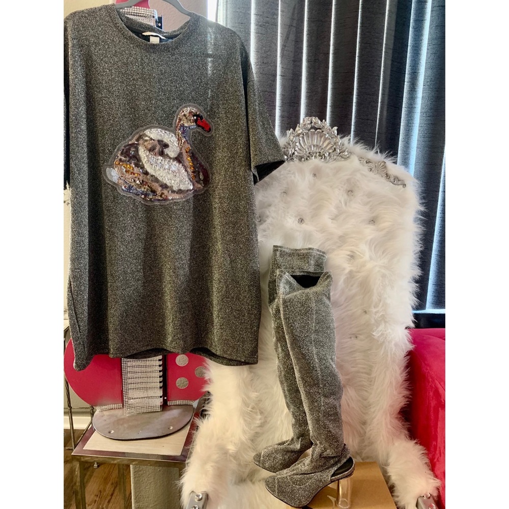 Glimmer T-shirt Dress & Boots Combo